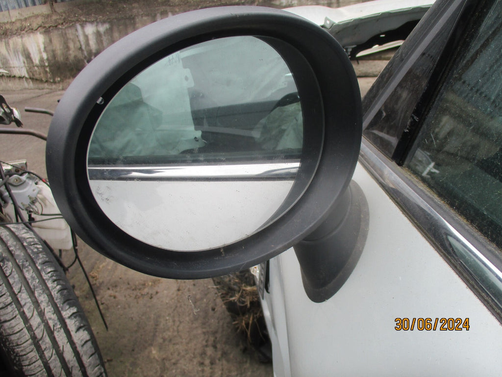 BMW MINI COUNTRYMAN F60 2021 NS PASSENGER SIDE ELECTRIC WING MIRROR BLACK