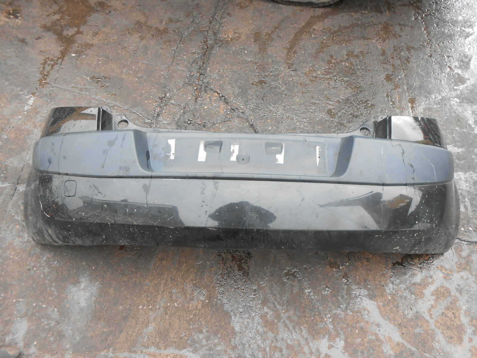 RENAULT MEGANE MK2 2007 COMPLETE REAR BACK BUMPER BLACK