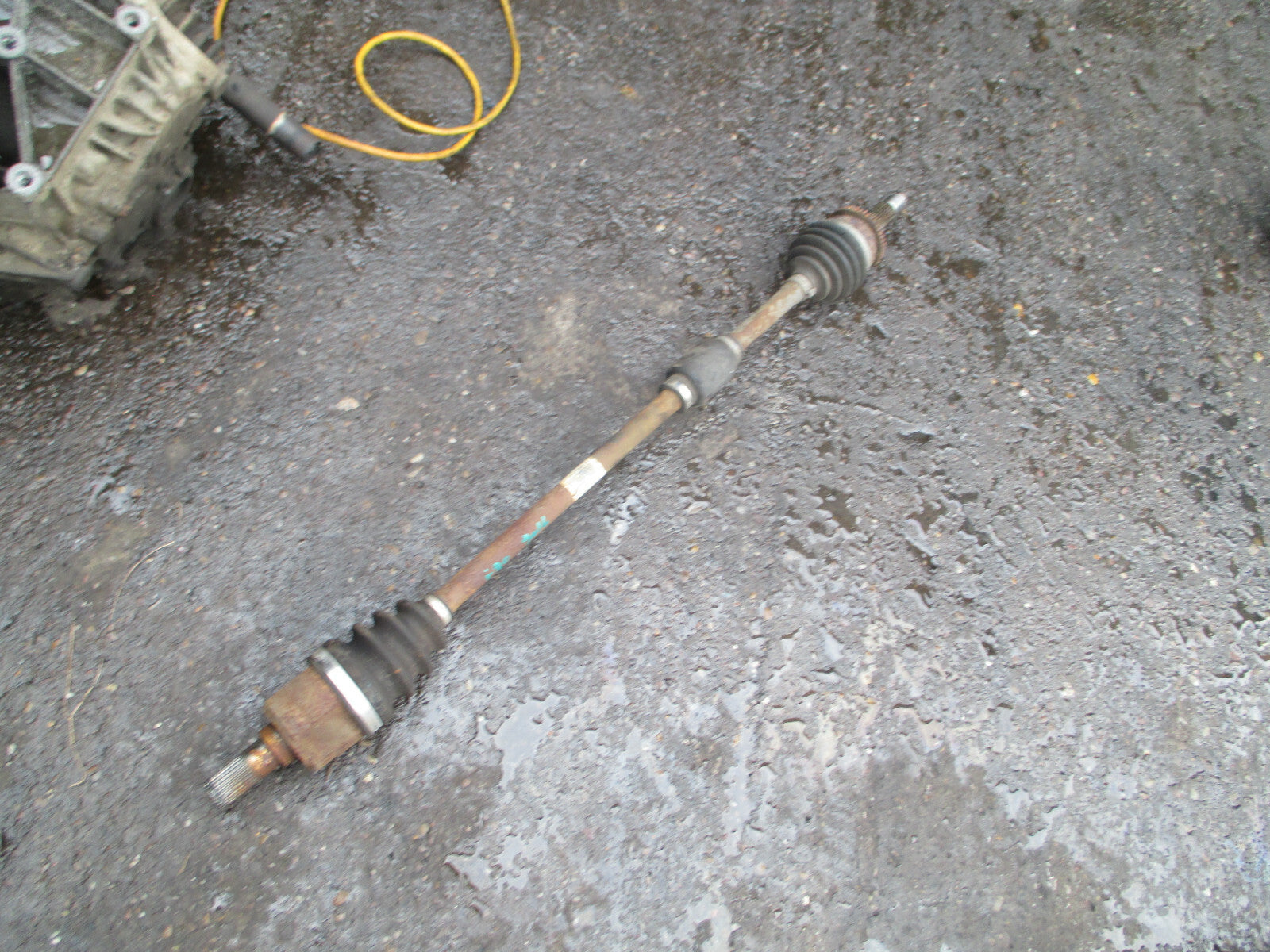 HYUNDAI I20 MK1 OSF DRIVER SIDE FRONT DRIVESHAFT