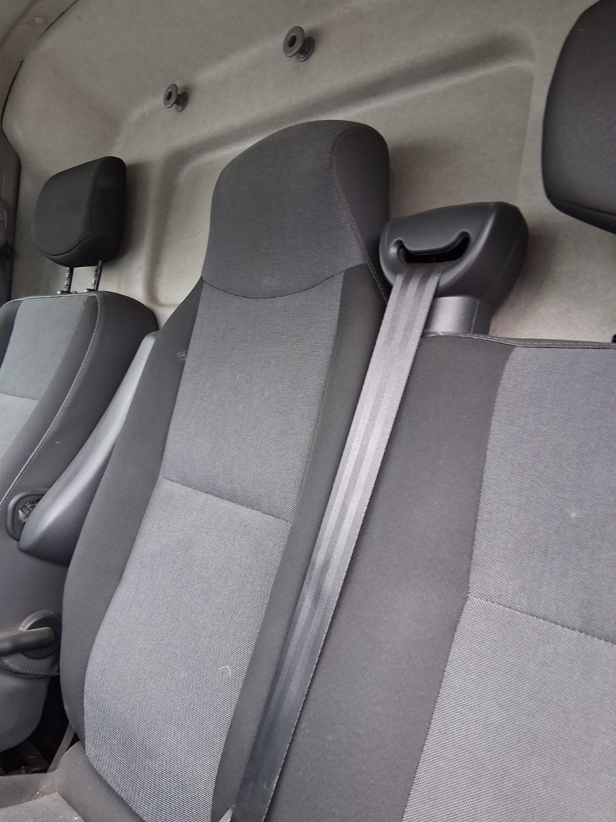 2021 NISSAN NV400 MK1 NSF PASSENGER SIDE FRONT SEAT BENCH DOUBLE COMPLETE FABRIC