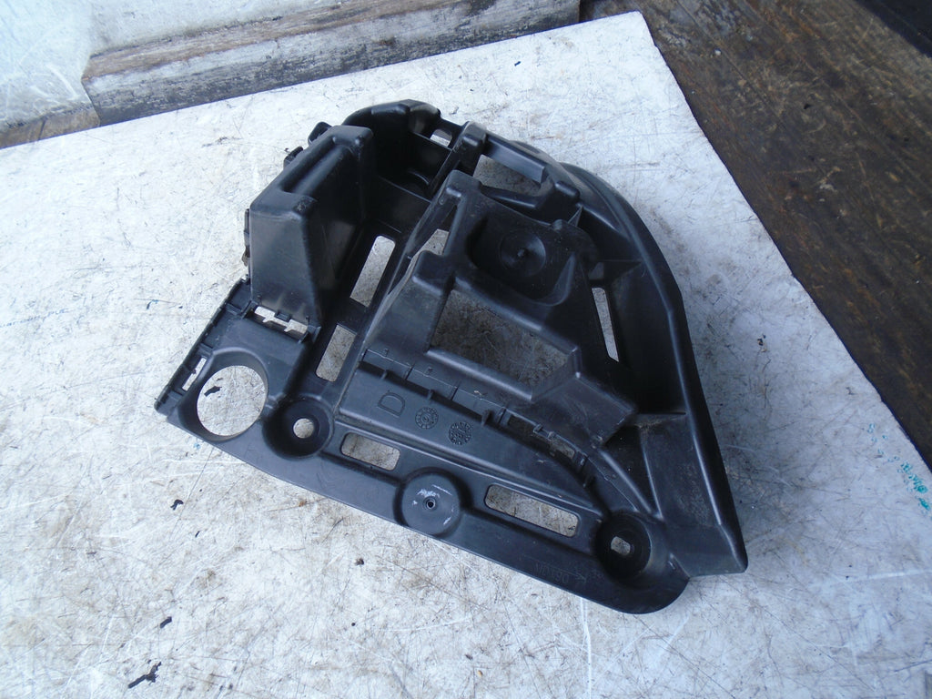 2019 CITROEN C5 AIRCROSS OSR DRIVER SIDE REAR BUMPER MOUNTING BRACKET 9826677080