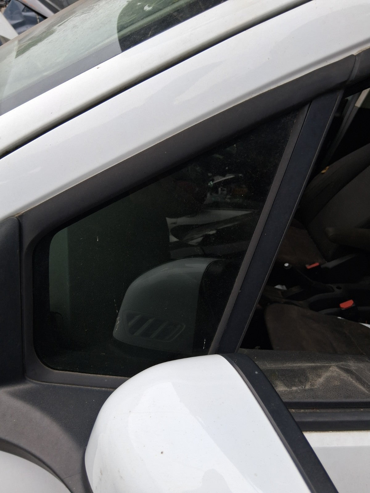 2015 FORD TRANSIT COURIER MK1 NSF PASSENGER FRONT QUARTER WINDOW GLASS