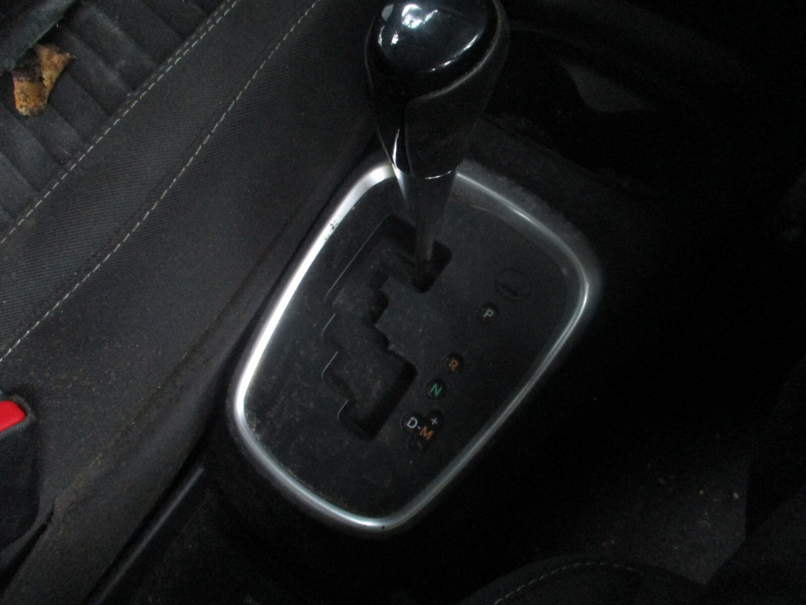 TOYOTA YARIS MK3 2018 AUTO AUTOMATIC GEARSTICK GEARSHIFTER