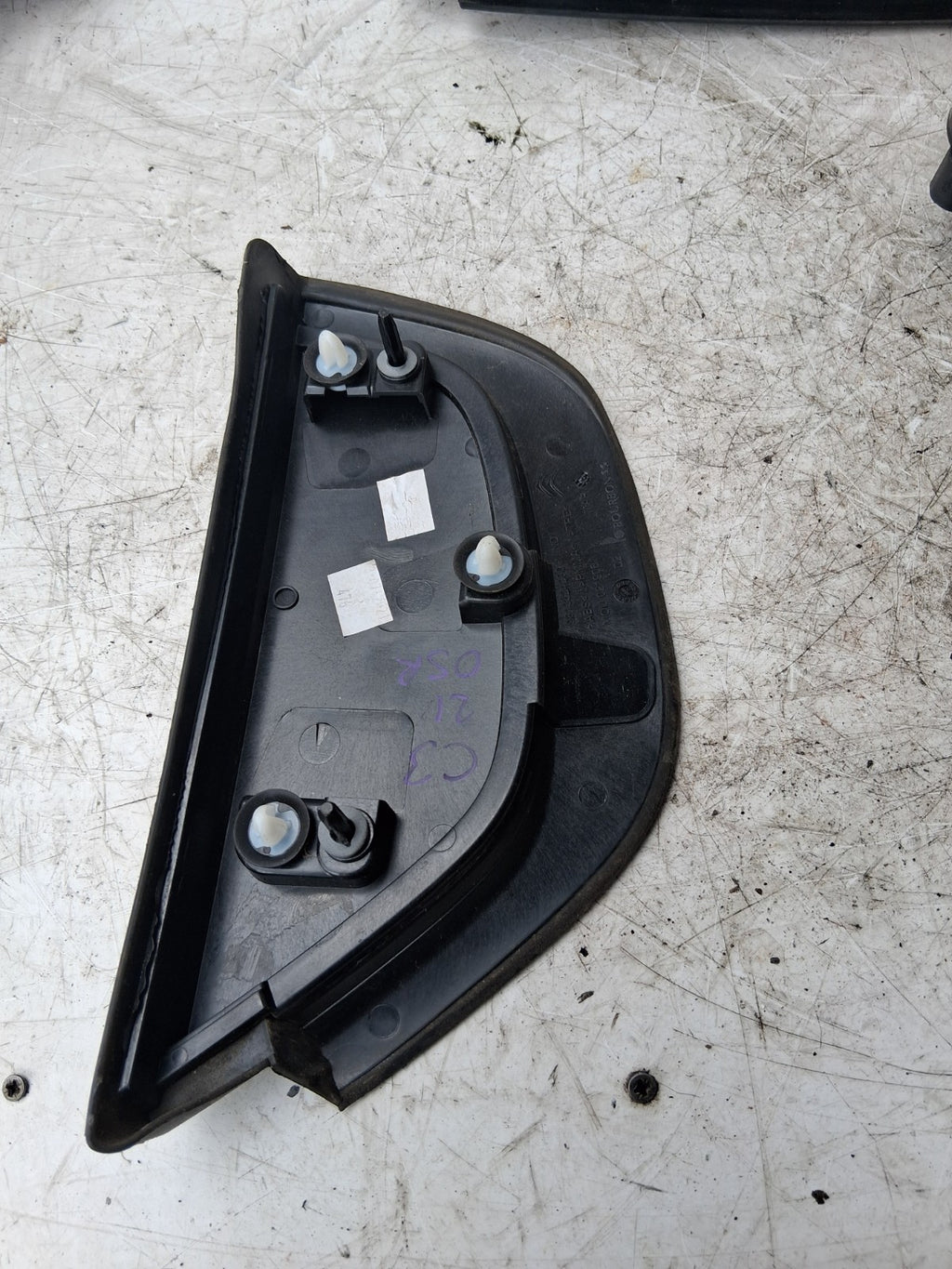2021 CITROEN C3 OSR DRIVER SIDE QUARTER FENDER COVER TRIM 9813324280
