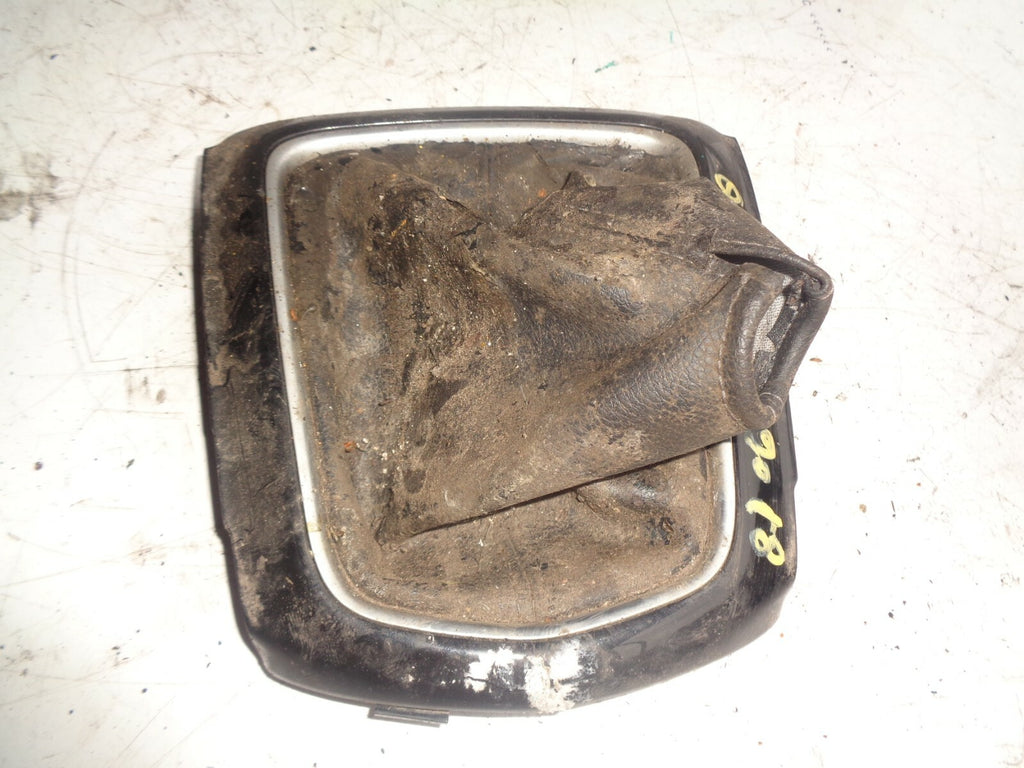 NISSAN QASHQAI J11 MK2 2018 GEAR SELECTOR SURROUND TRIM 96935hv51a