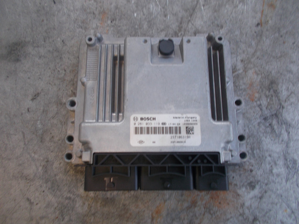 RENAULT CLIO X98 (MK4) 1.5 DCI (K9K608) ENGINE CONTROL UNIT ECU 237106319R