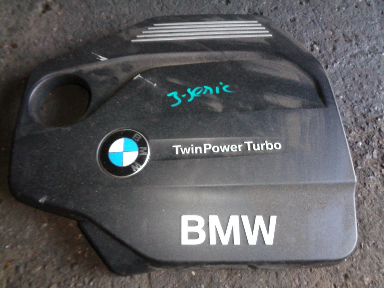 BMW 3 SERIES 2015 ENGINE COVER 2.0 DIESEL ENGINE 8514202