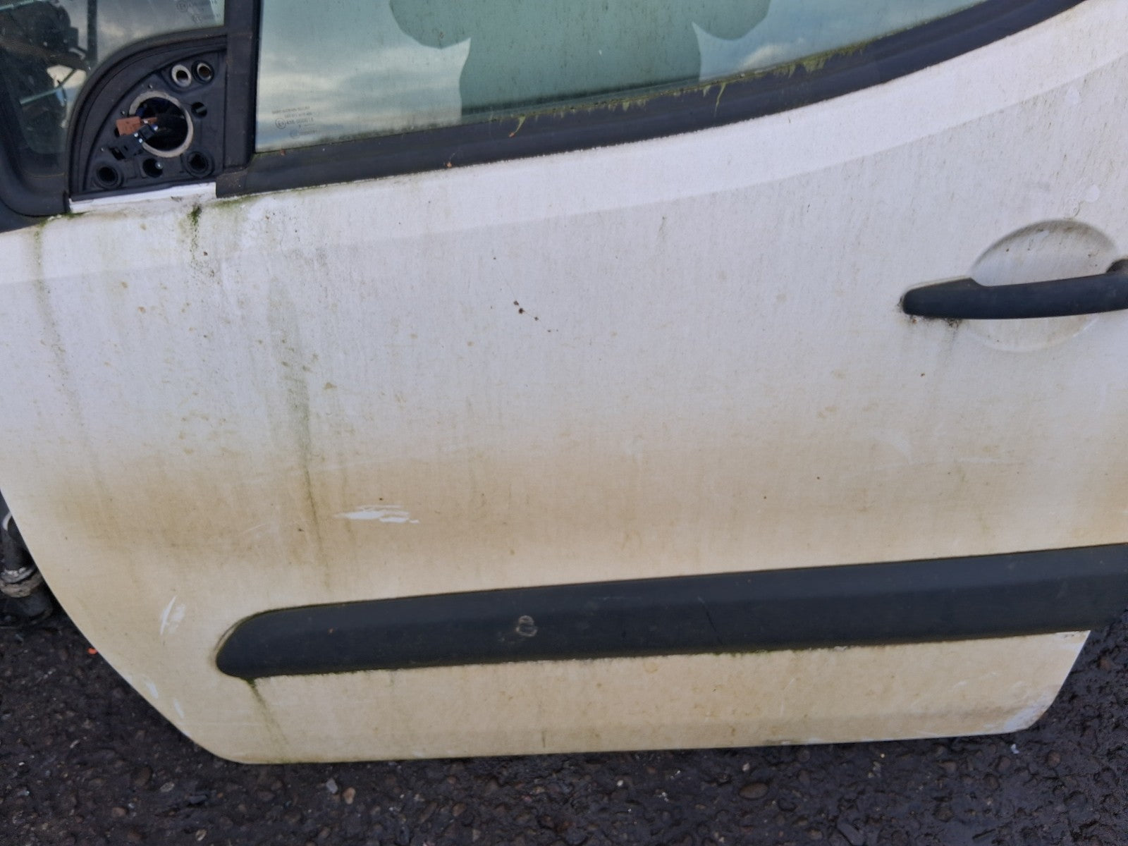2018 PEUGEOT PARTNER MK2 NSF PASSENGER SIDE FRONT LEFT BARE DOOR WHITE