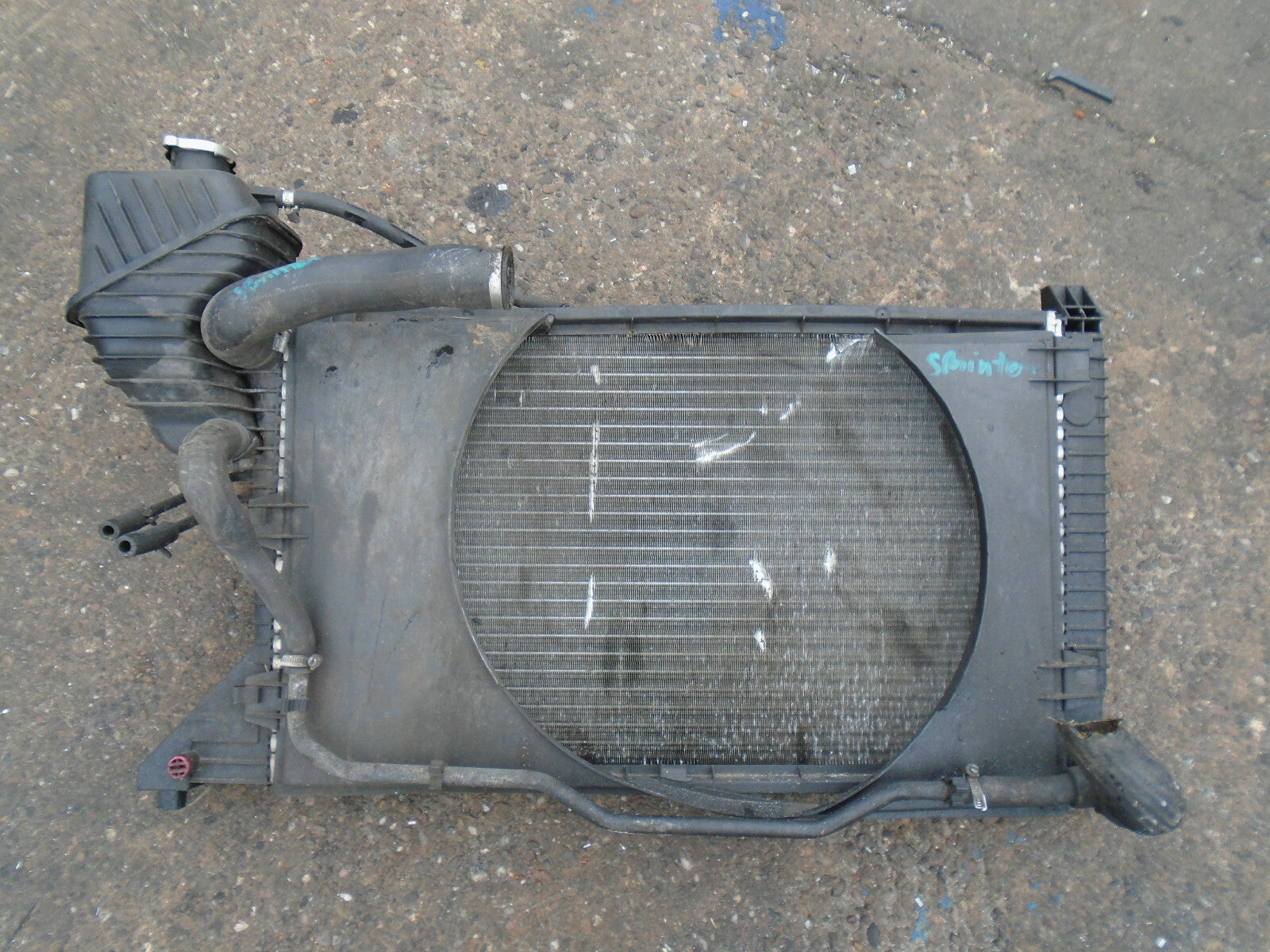 MERCEDES BENZ SPRINTER MK1 2006 2.3 PETROL FRONT RADIATOR PACK COMPLETE      RP8