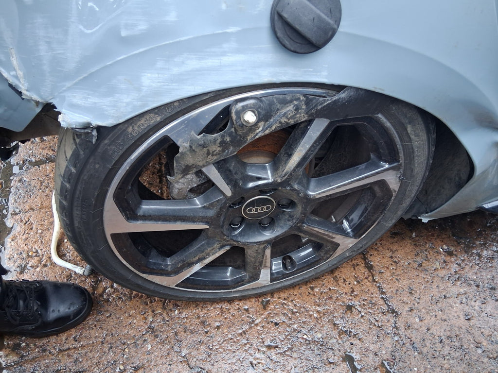 2025 AUDI A1 S LINE MK2 GB 18 INCH ALLOY WHEEL WITH TYRE 215/40R18