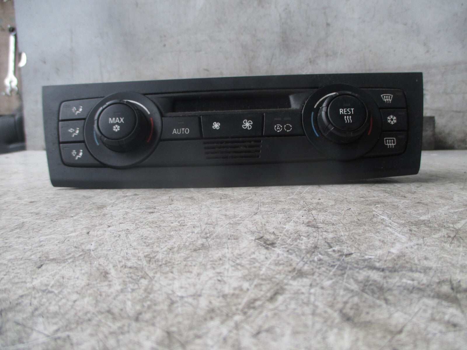2006 BMW 1 SERIES AC AND HEATER CONTROL PANEL UNIT 64119110610