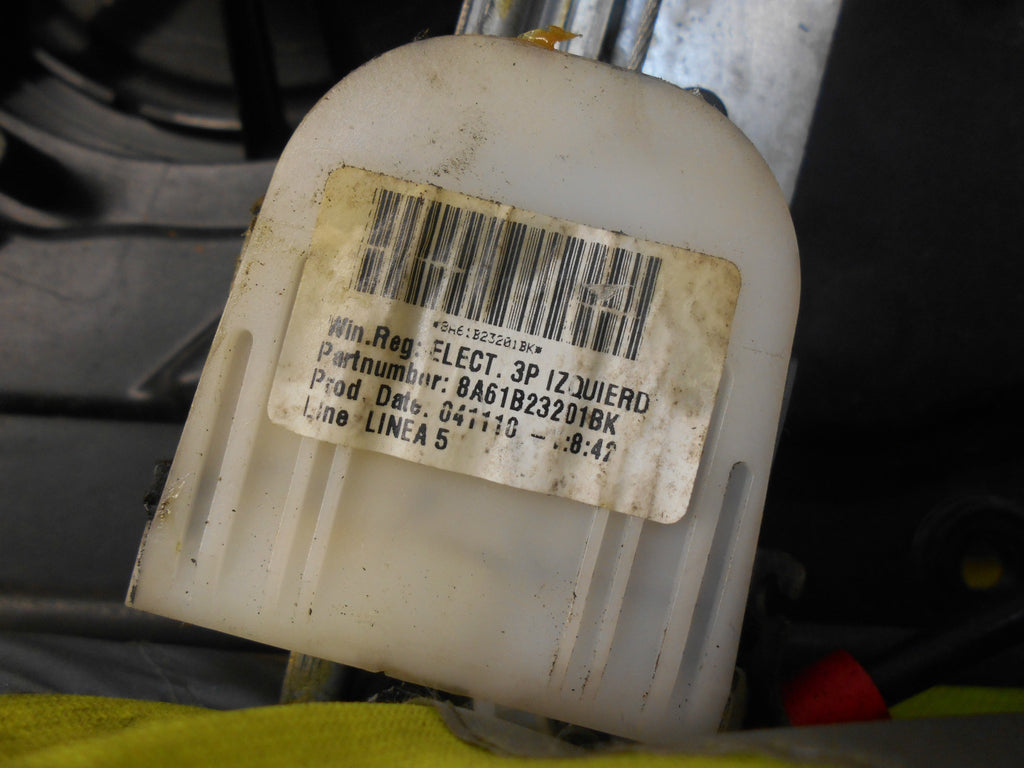 FORD FIESTA MK7 2010 3 DOOR NS PASSENGER DOOR REGULATOR MOTOR 8A61-14A389-A
