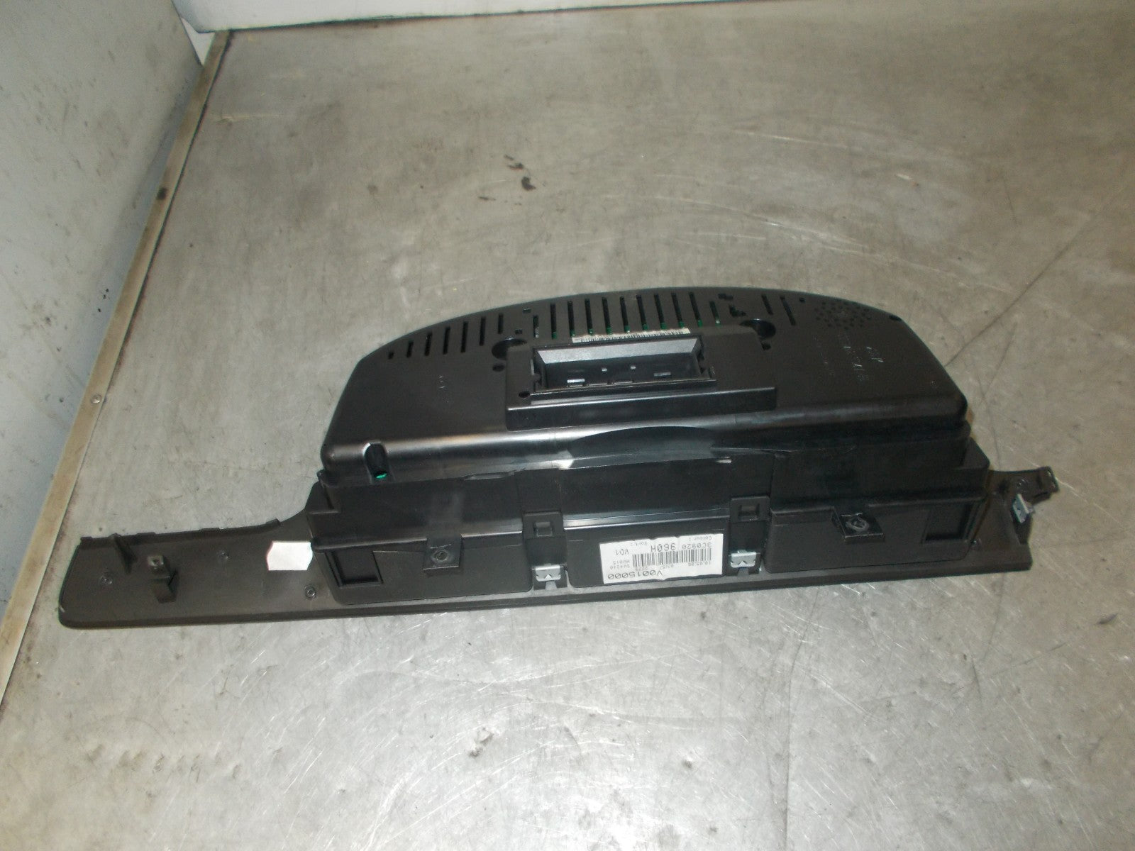 VOLKSWAGEN PASSAT B6 2006 2.0 SPEEDOMETER CLOCKS INSTRUMENT CLUSTER 3C0920960H