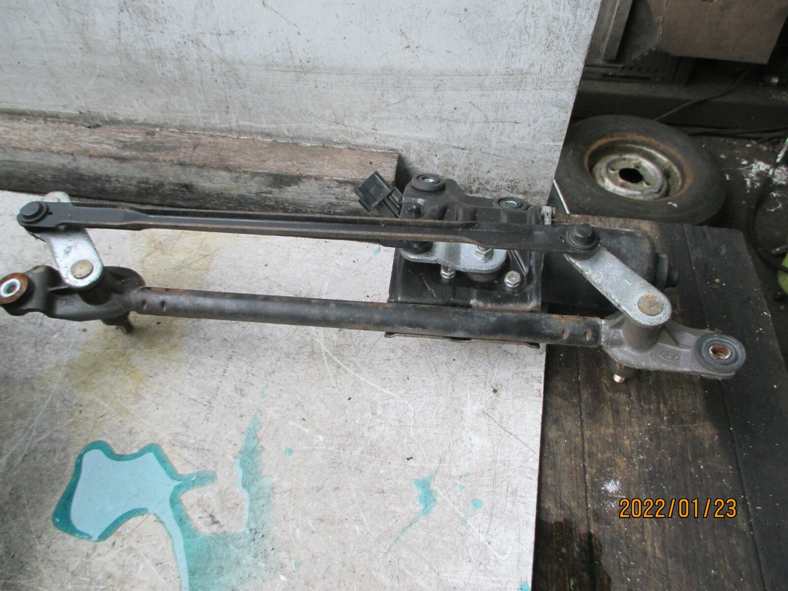 HYUNDAI GETZ 2007 FRONT WINDSCREEN WIPER MOTOR LINKAGES 981001C900