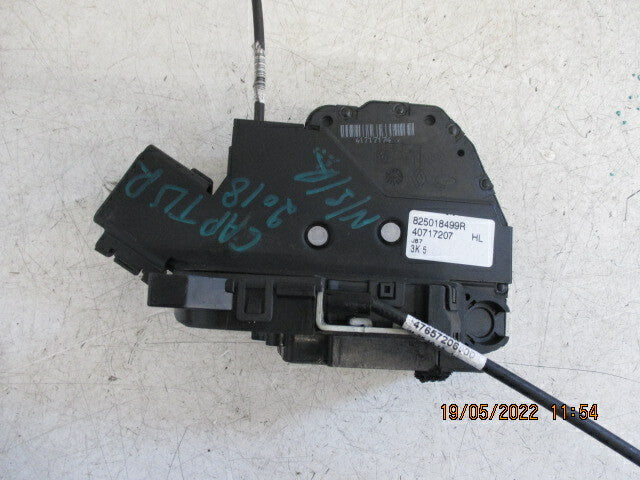 2018 RENAULT CAPTUR NSR PASSENGER SIDE REAR DOOR LOCK MECHANISM MECH 825018499R