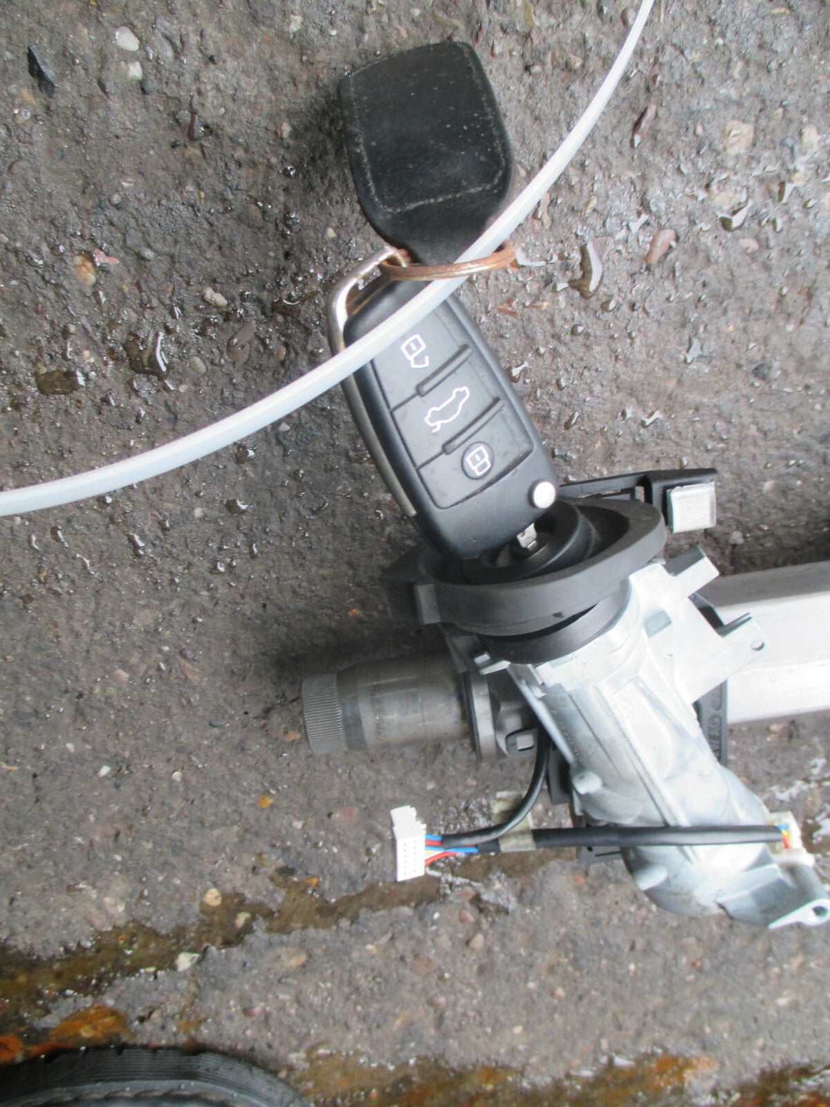 AUDI A1 8X 2015 1.4 PETROL STEERING COLUMN 6R2419502G