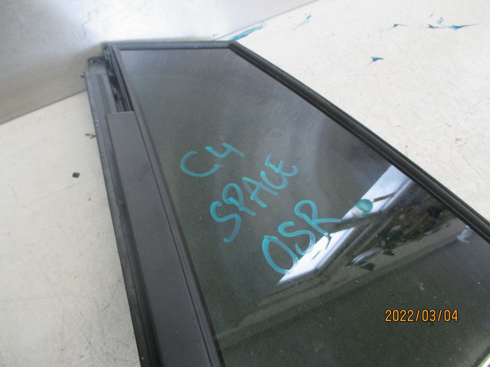CITROEN C4 2019 SPACE TOURER NSR PASSENGER SIDE REAR DOOR QUARTER WINDOW GLASS