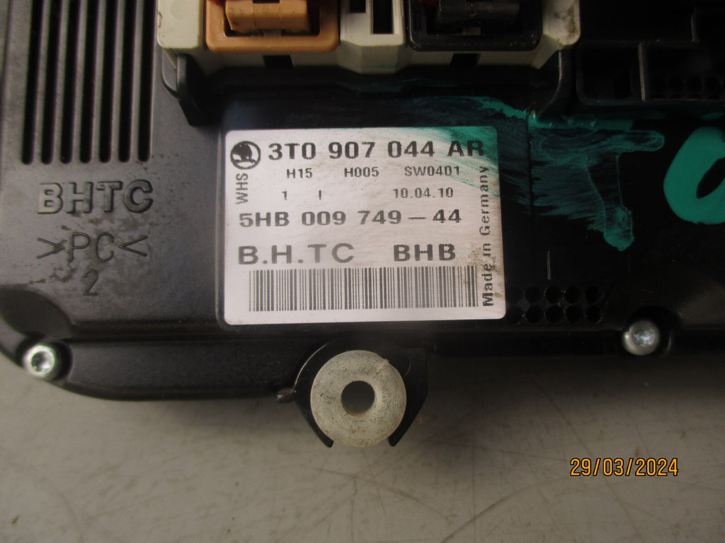 2010 SKODA OCTAVIA MK2 AIR CON. HEATER CLIMATE CONTROL UNIT PANEL 3T0907044AR
