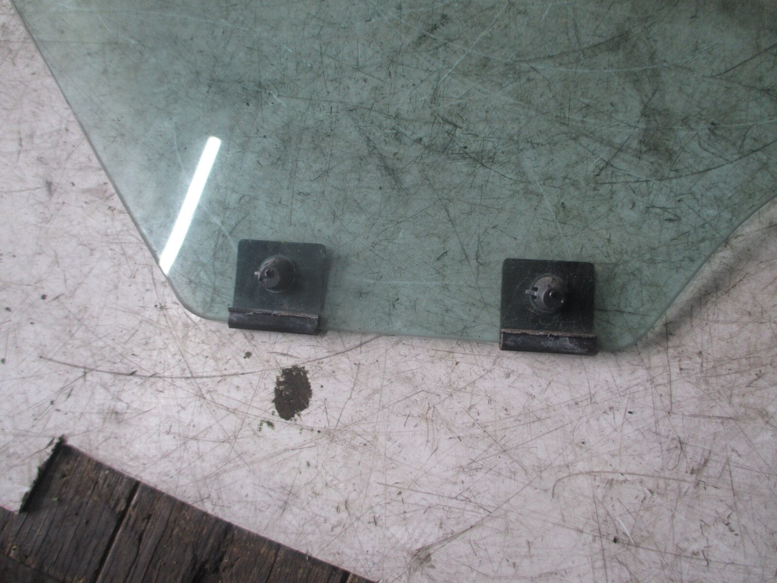 RENAULT TWINGO MK3 2015 5 DOOR OSF DRIVER SIDE FRONT DOOR WINDOW GLASS
