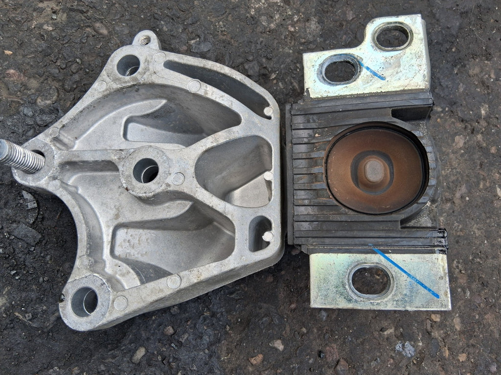 2024 FIAT DUCATO MK3 FACELIFT 2.2 DIESEL TRANSMISSION BRACKET 00468576050