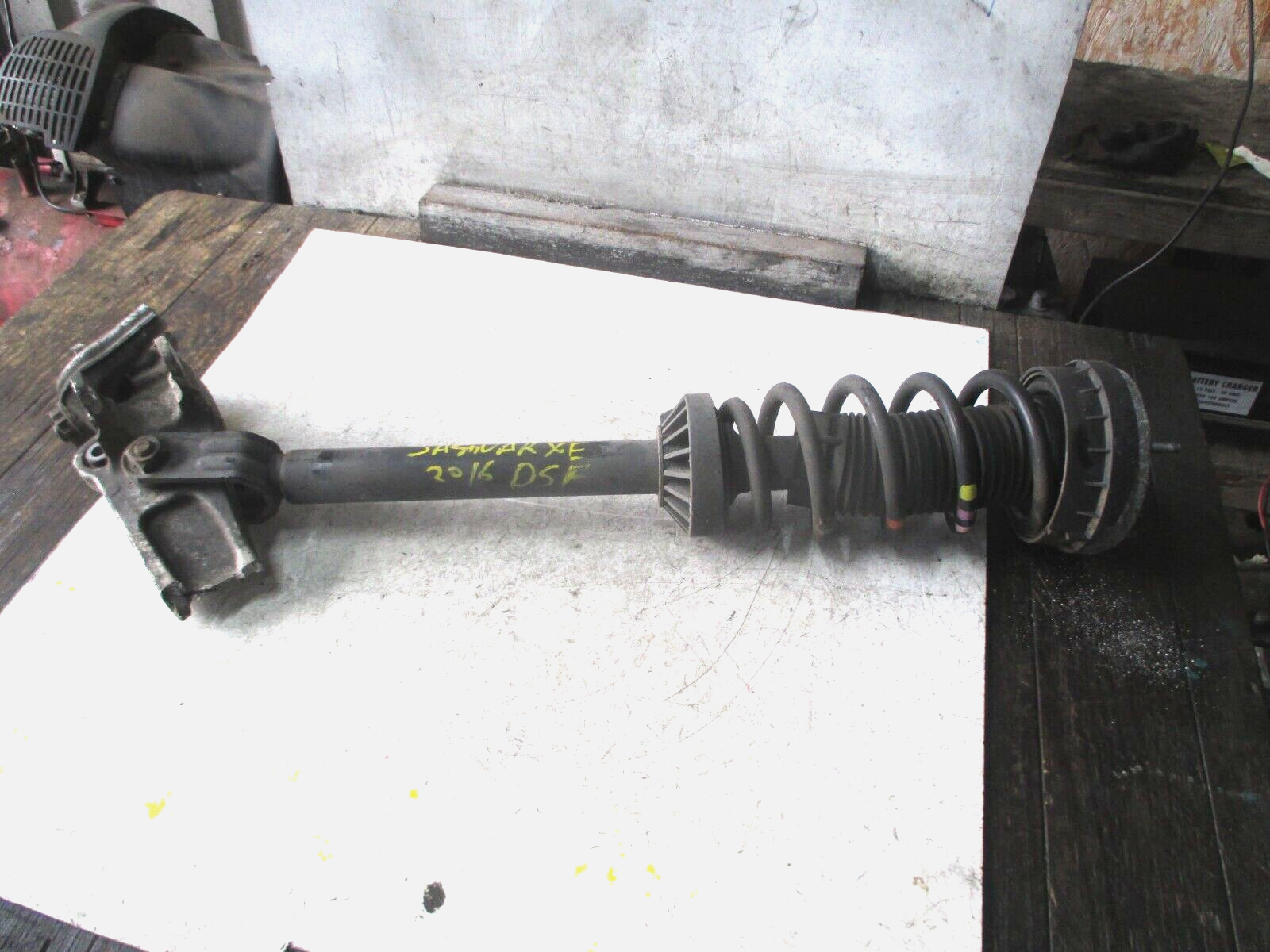 JAGUAR XE X760 2017 OSF DRIVER SIDE FRONT SHOOK ABSORBER GX7318B037KC