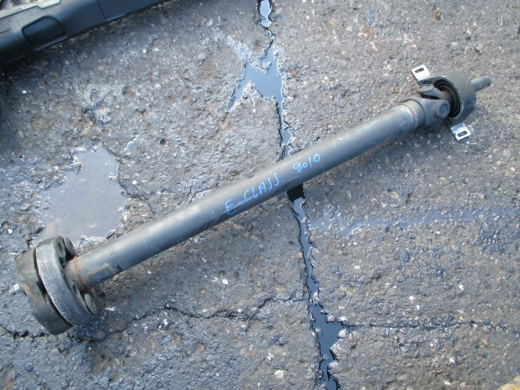 MERCEDES E CLASS W212 2010 DIESEL 2 PART DRIVE PROPELLER PROP SHAFT A2122016