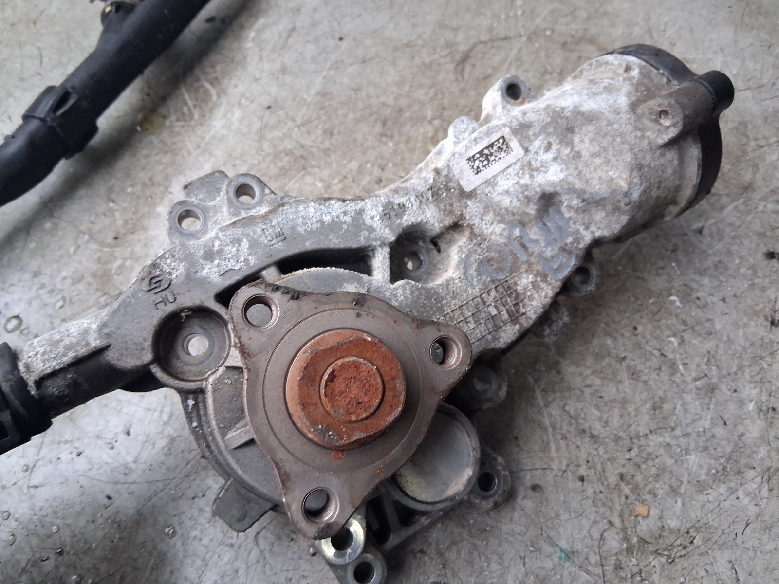 2018 VAUXHALL CORSA E WATER PUMP 25193407