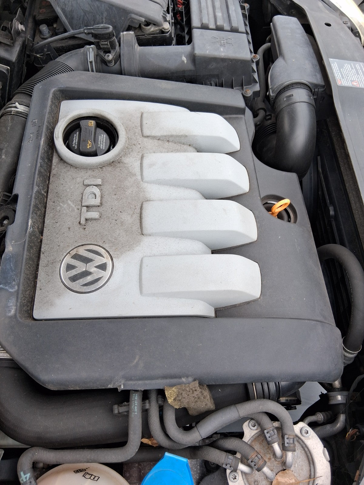 2007 VW VOLKSWAGEN GOLF MK5 1.9 DIESEL ENGINE COVER TOP LID