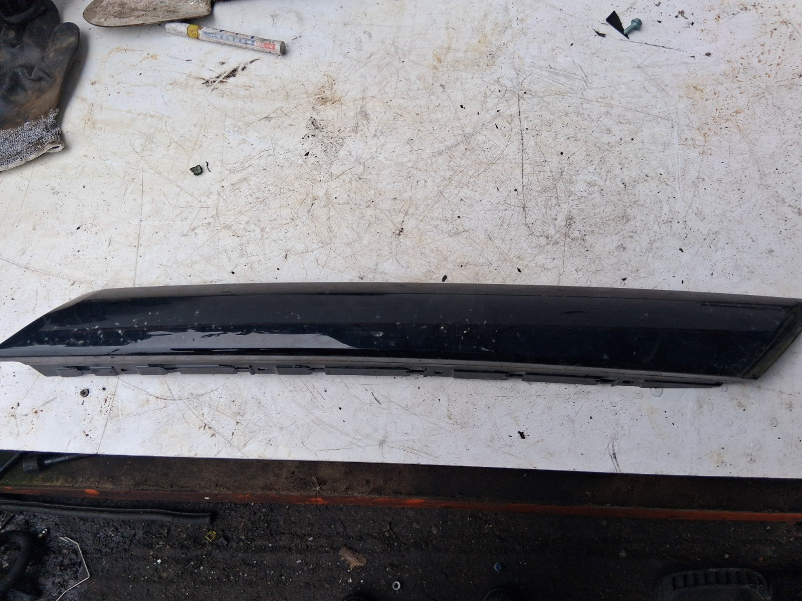2021 BMW MINI COUNTRYMAN F60 OSF DRIVER SIDE FRONT RIGHT A PILLAR TRIM 7390104