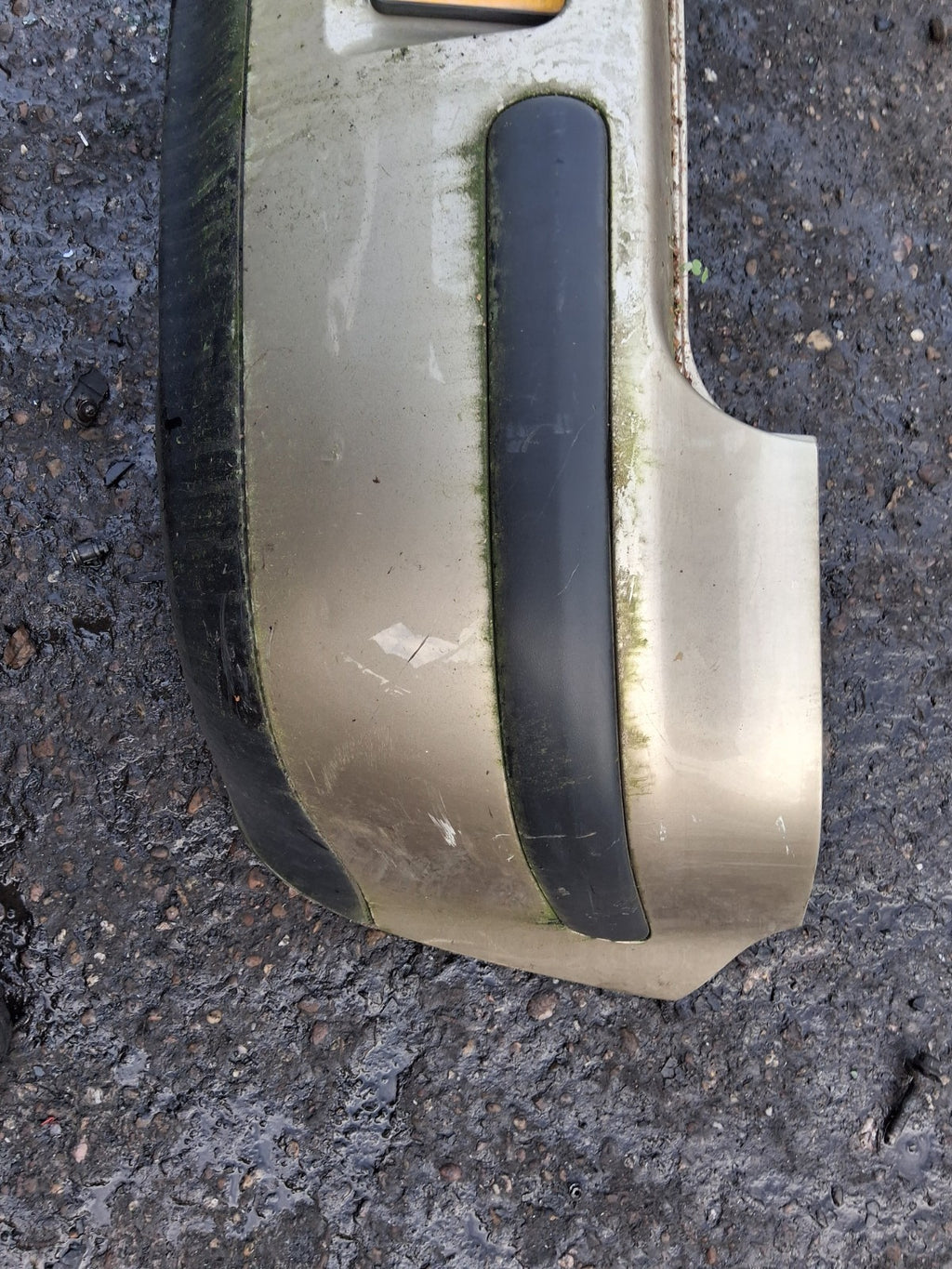 2002 VW VOLKSWAGEN GOLF MK4 COMPLETE REAR BUMPER BEIGE
