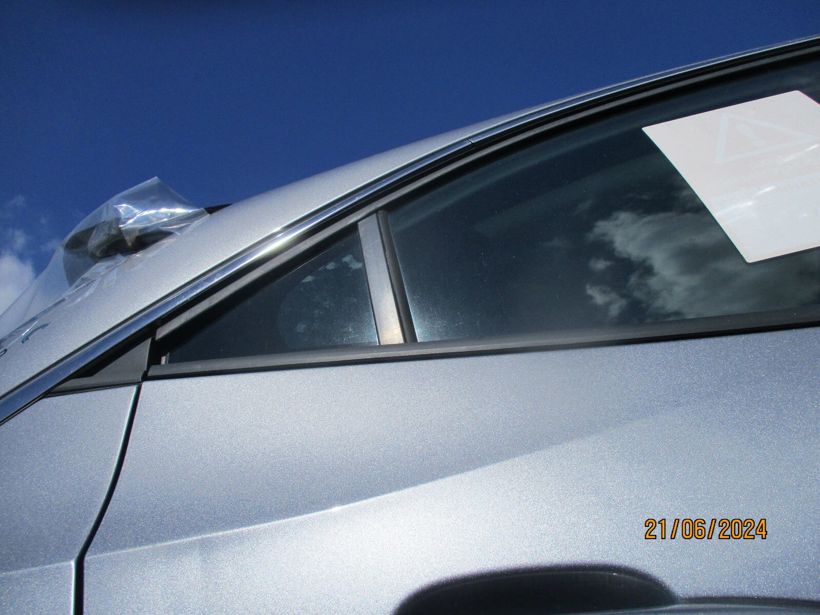 VAUXHALL MOKKA B MK2 2022 OSR DRIVER SIDE REAR QUARTER WINDOW GLASS