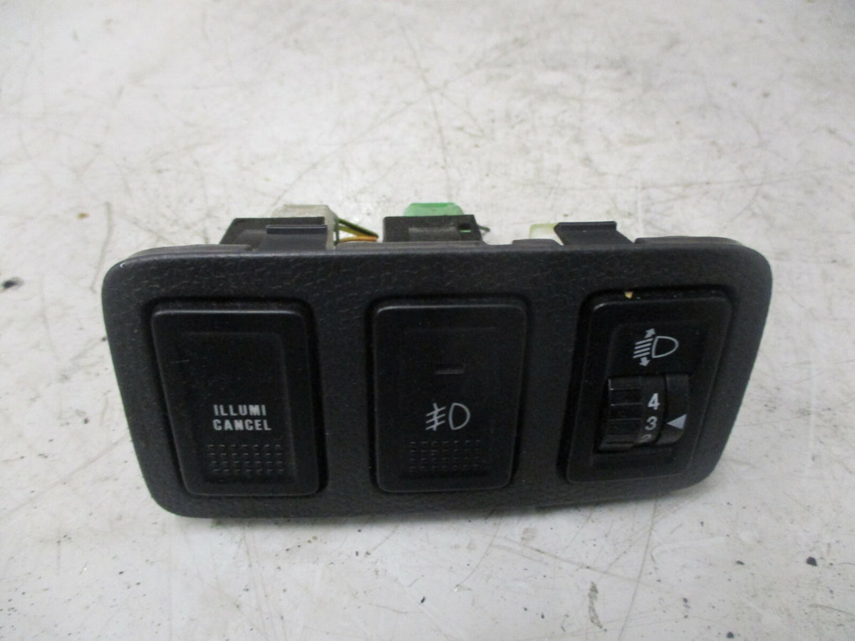 SUZUKI SWIFT MK2 2007 DASH ILLUMI CANCEL FOG LIGHT ADJUST SWITCH TRIM SURROUND