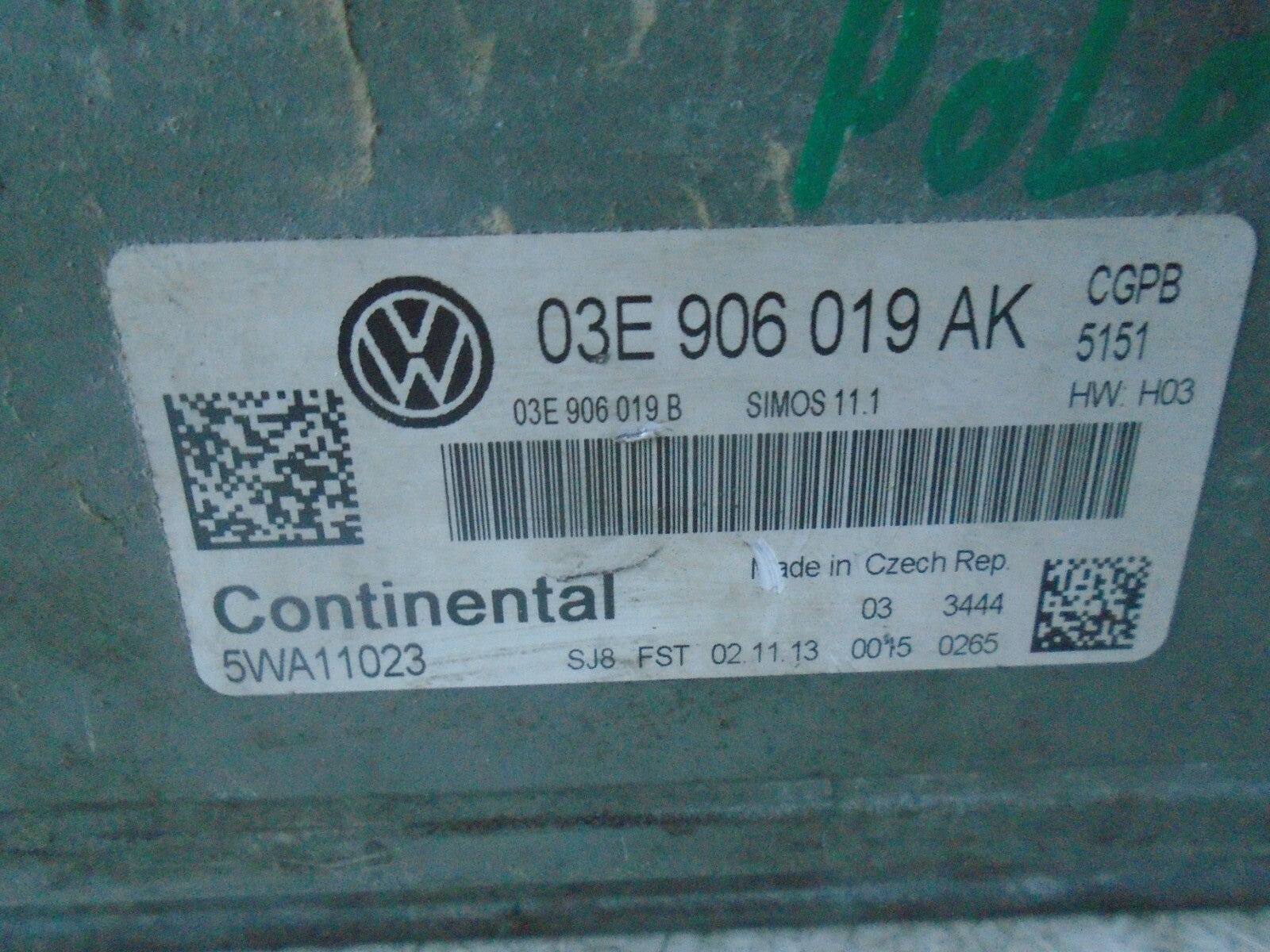 VOLKSWAGEN POLO 2014 MK5 6R ENGINE CONTROL MODULE 03E906019