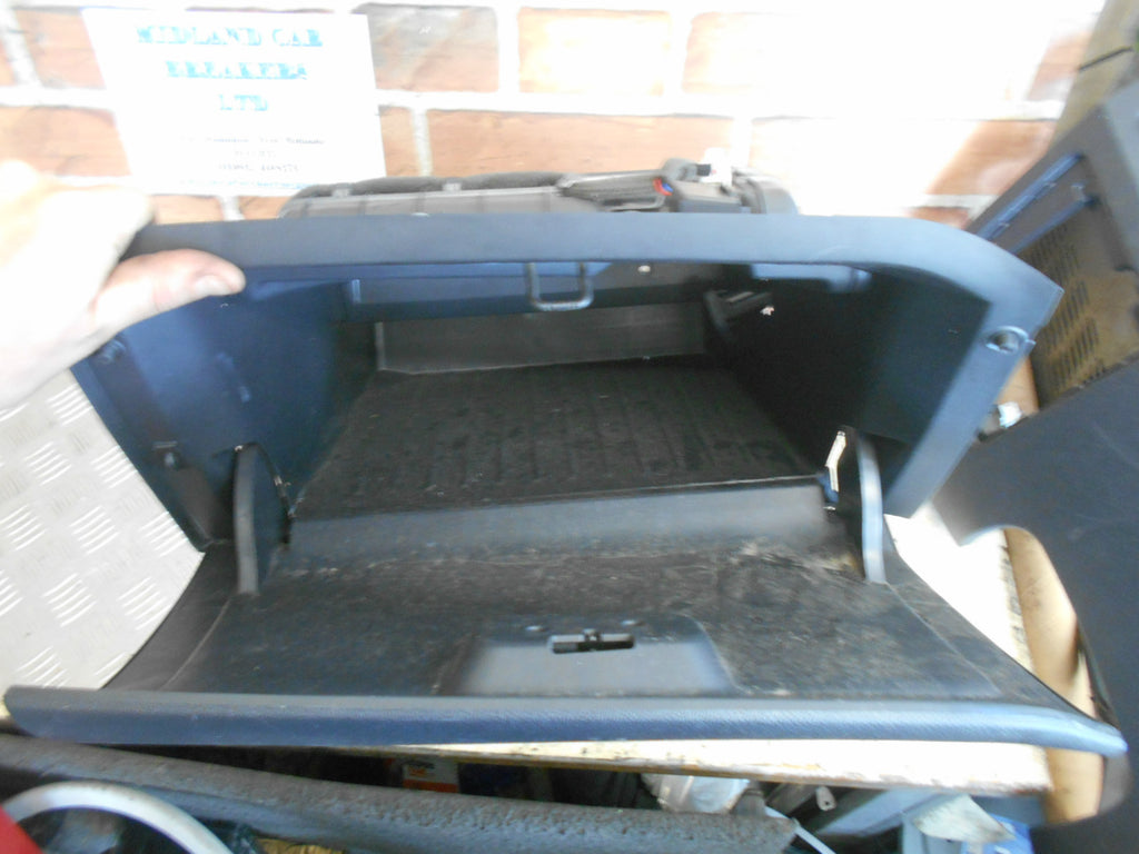 KIA RIO MK3 2015 INTERIOR STORAGE GLOVEBOX GLOVE BOX  84512-1W910