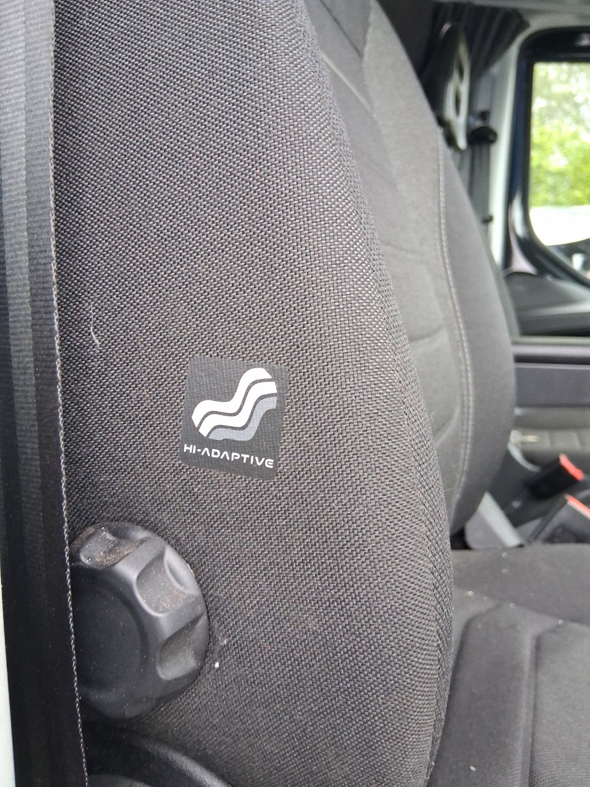 2023 IVECO DAILY MK6 70C21b OSF DRIVER FRONT AIR SUSPENSION SEAT WITH ARM REST