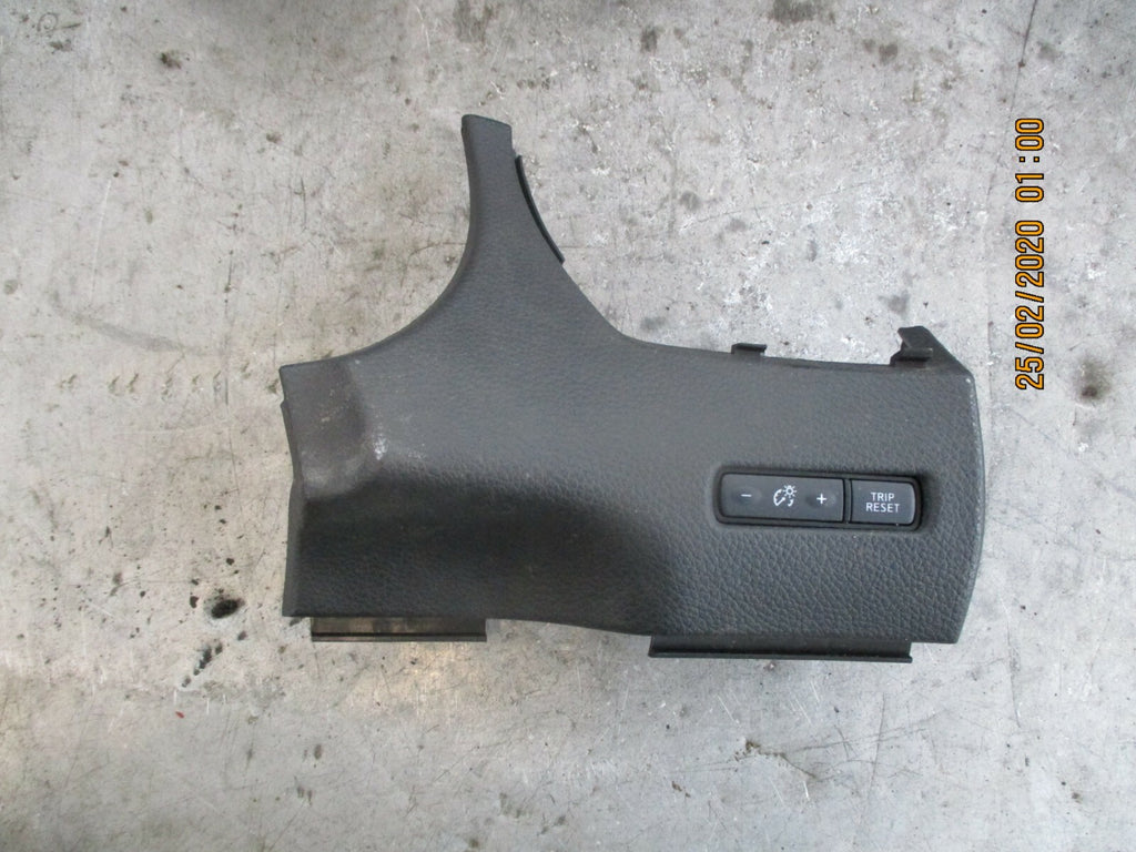 NISSAN QASHQAI J11 MK2 2018 DIMMER SWITCHES PANEL & SURROUND TRIM 684104EA1A
