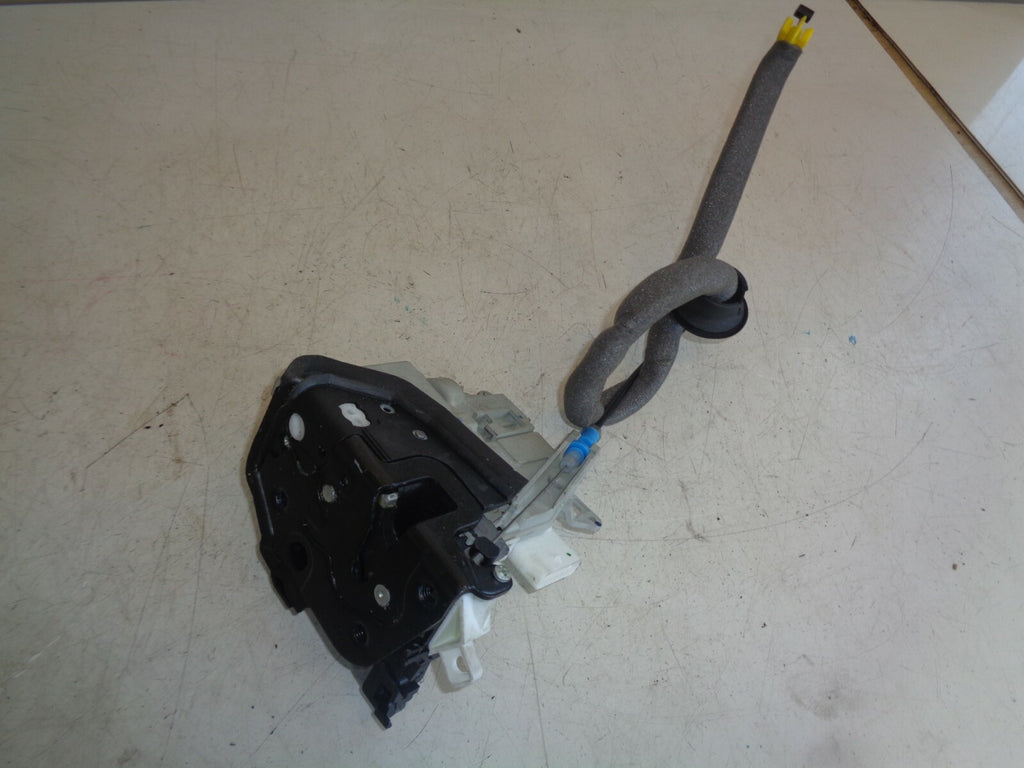 AUDI Q3 8U 2017 NSF PASSENGER SIDE FRONT DOOR LOCK MECHANISM 8J2837015E