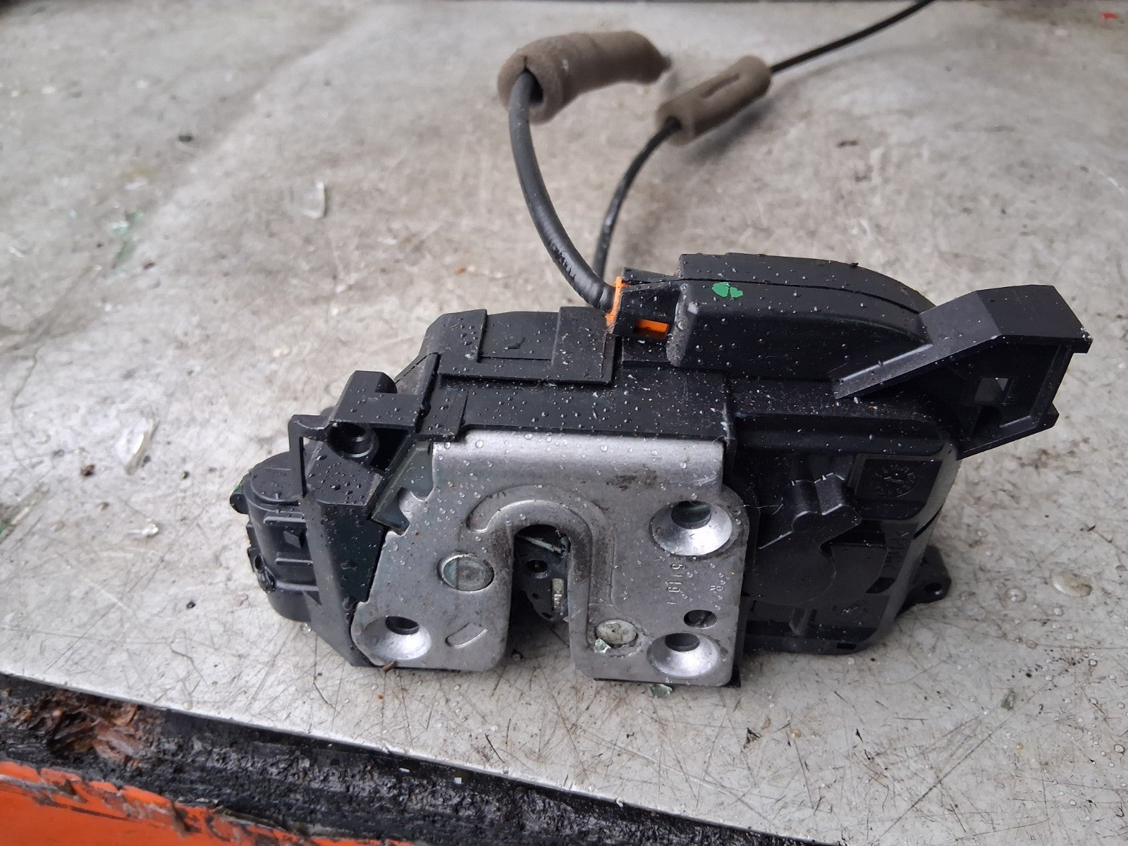 2020 RENAULT MASTER MK3 OSF DRIVER SIDE FRONT DOOR LOCK MECHANISM