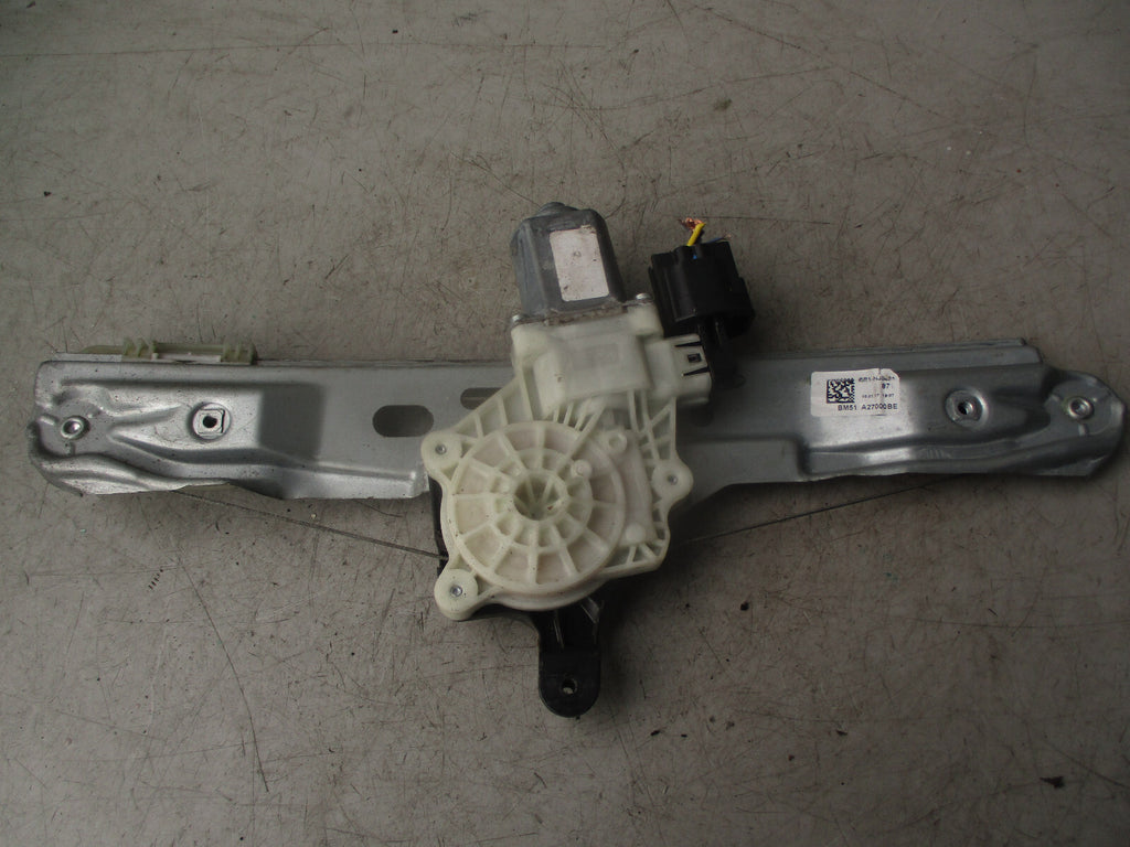 2017 FORD FOCUS OSR DRIVER SIDE REAR WINDOW REGULATOR & PUMP A27000BE