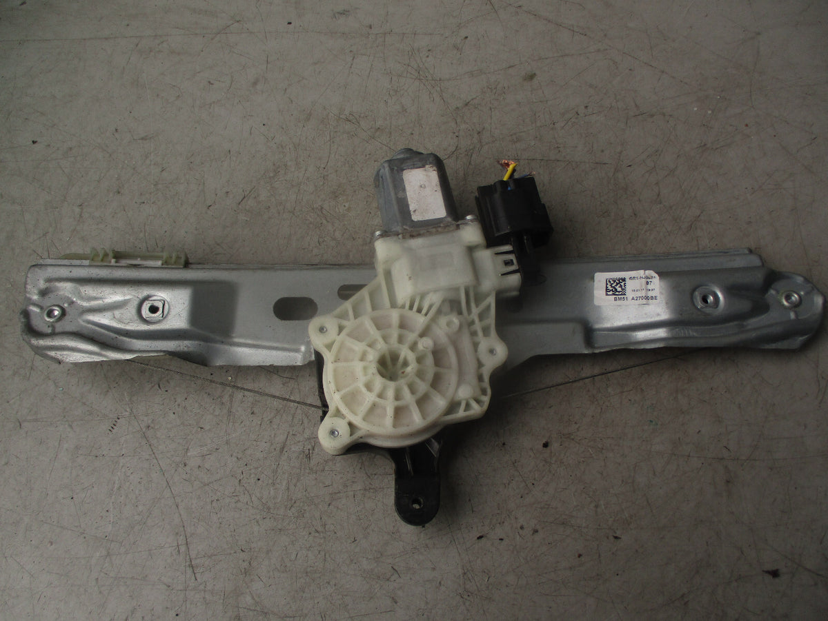 2017 FORD FOCUS OSR DRIVER SIDE REAR WINDOW REGULATOR & PUMP A27000BE