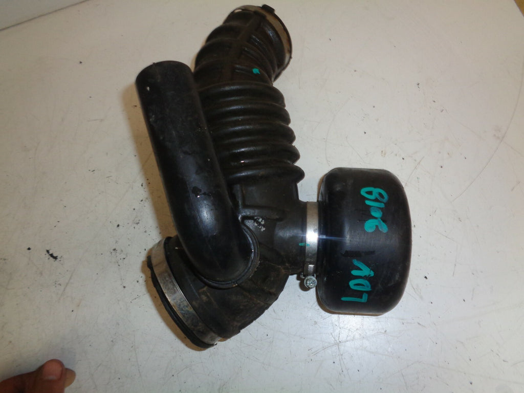 2018 SAIC LDV V80 2.5 CDI AIR TURBO PIPE HOSE