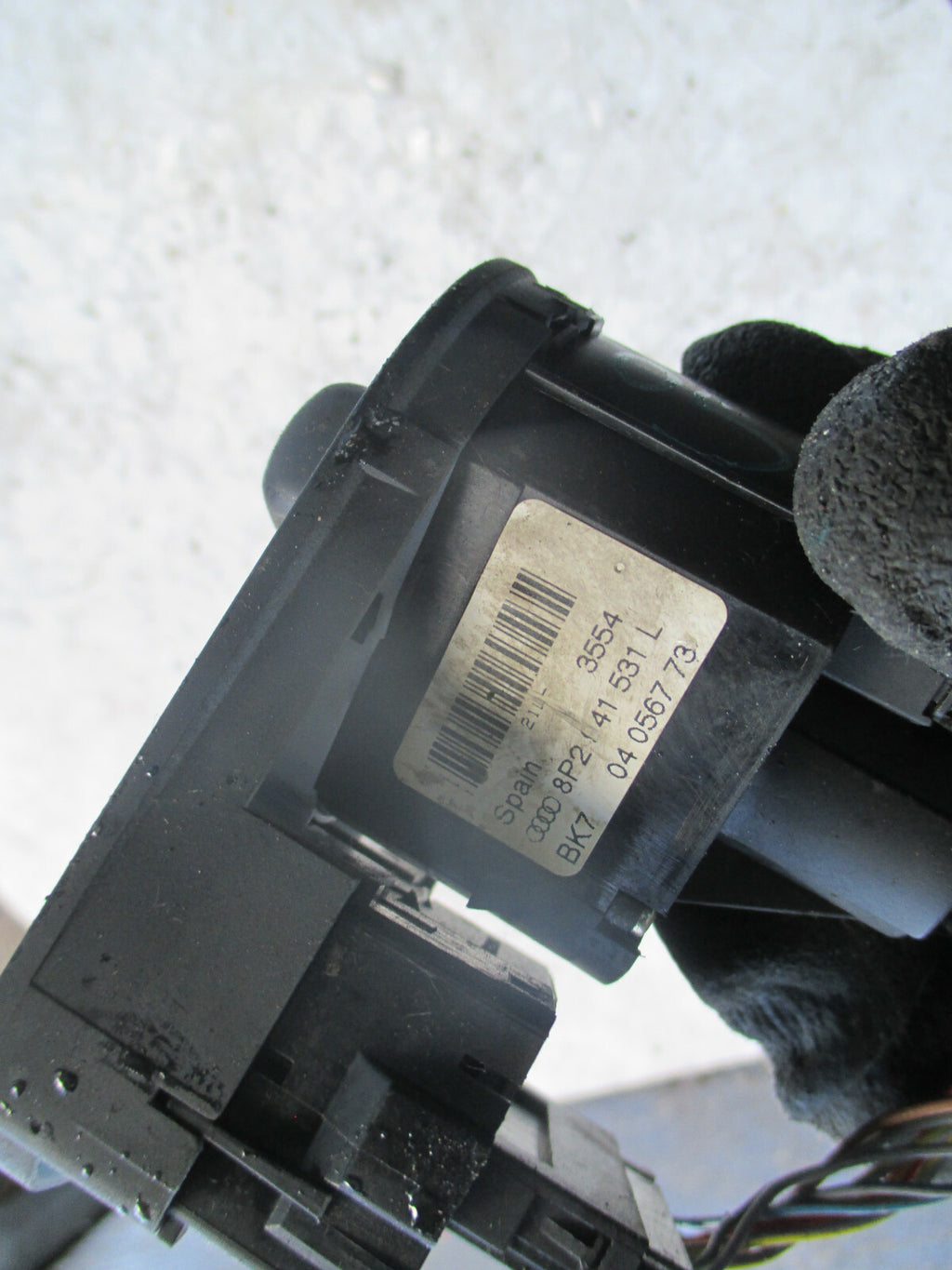 AUDI A3 2005 8P HEADLIGHT SWITCH WITH FOG LIGHT 8P2941531L