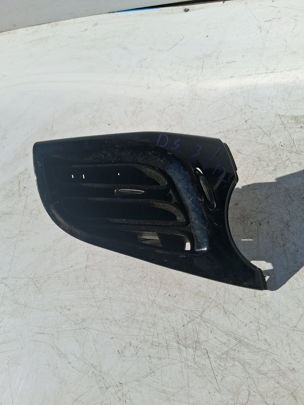 2012 CITROEN DS3 OSF OFF RIGHT DRIVER SIDE FRONT DASHBOARD AIR VENT 968575067D
