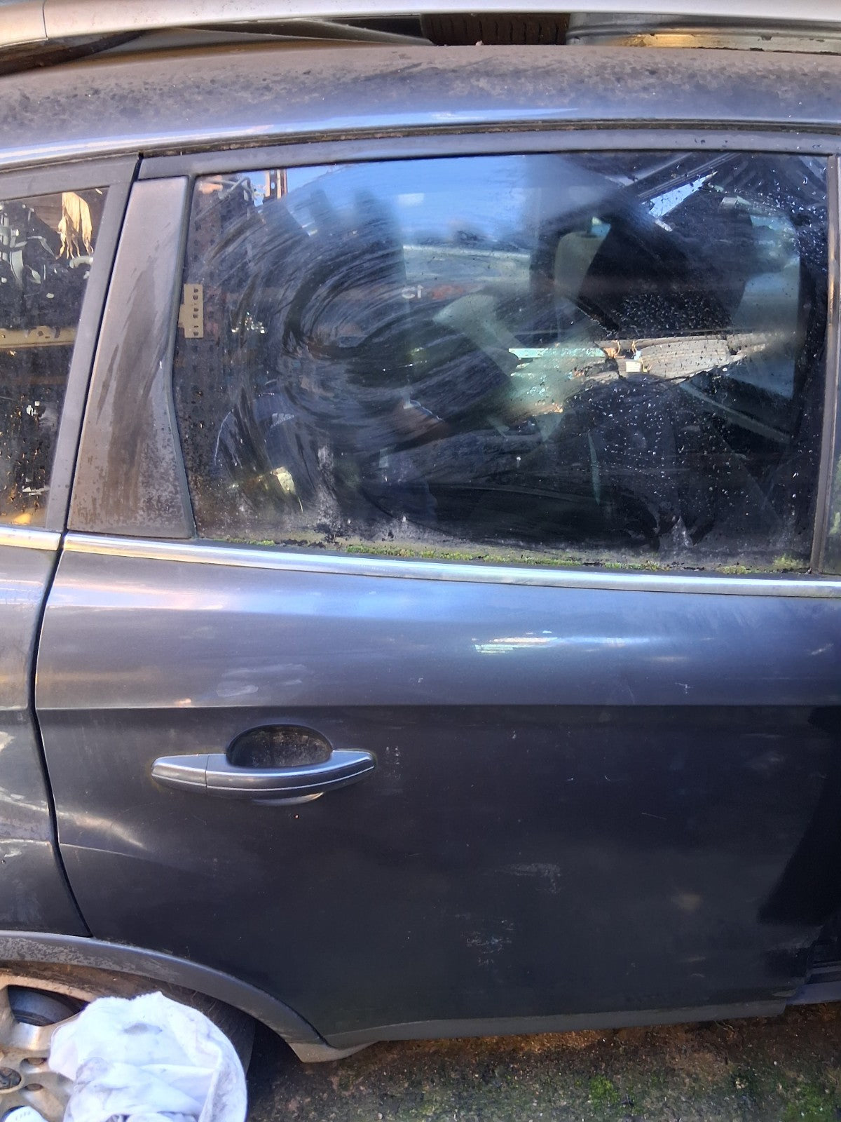 2009 FORD KUGA MK1 OSR DRIVER SIDE REAR RIGHT COMPLETE DOOR SEA GREY H8