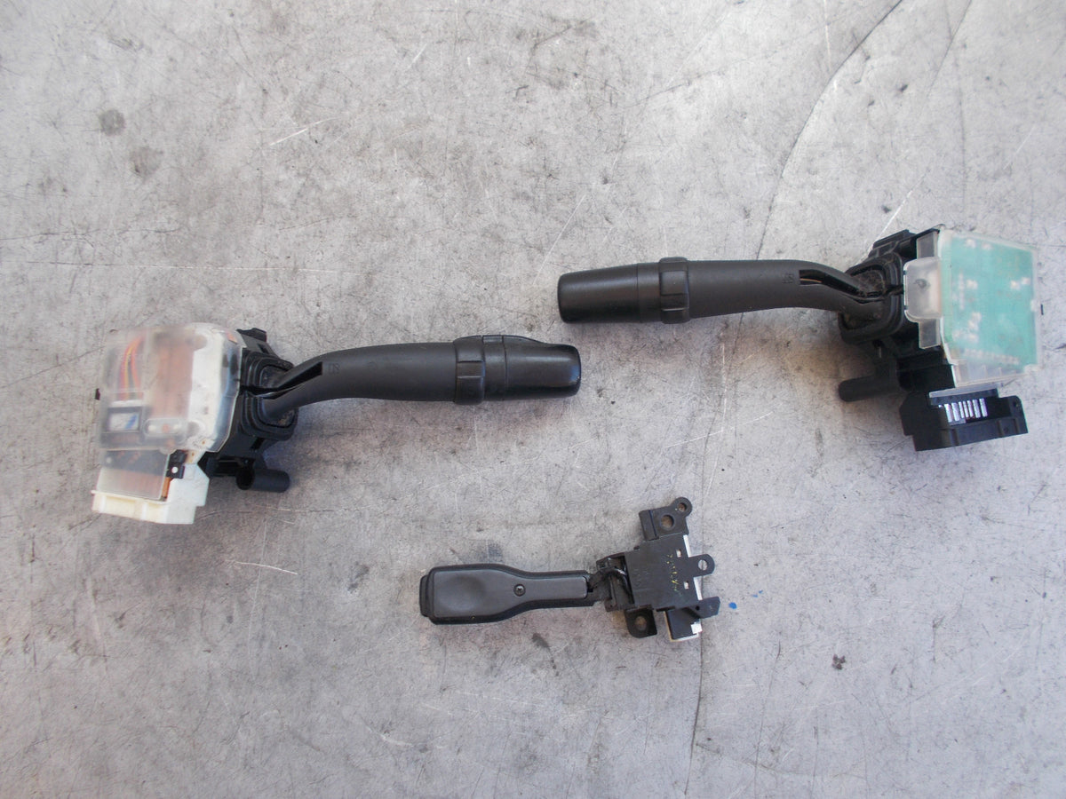 TOYOTA COROLLA VERSO 2007 WIPER & INDICATOR STALK SWITCHES 173650 173654