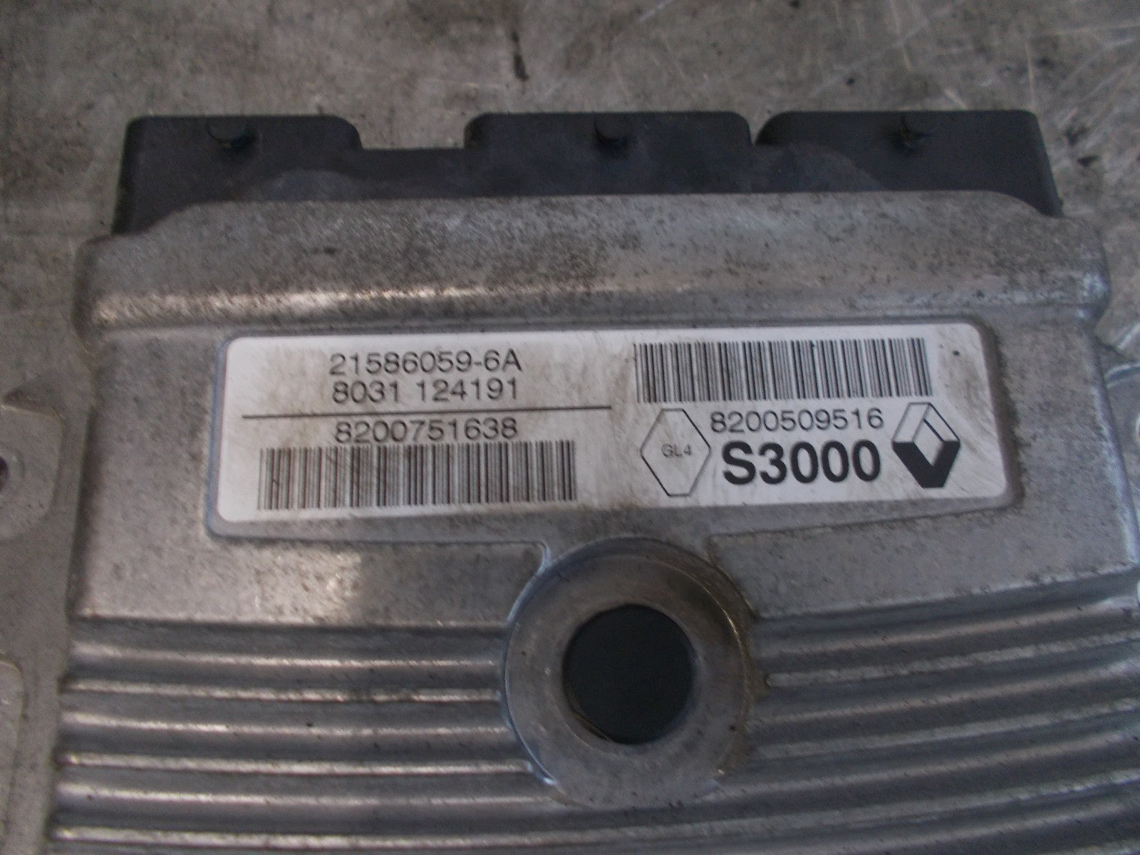 RENAULT MEGANE MK2 1.6 16V ENGINE CONTROL UNIT ECU MODULE 8200509516