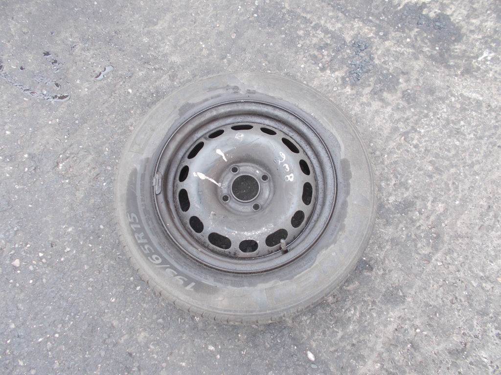 PEUGEOT 208 SUNEW 4 STUD 15 INCH STEEL WHEEL 195/65 R15