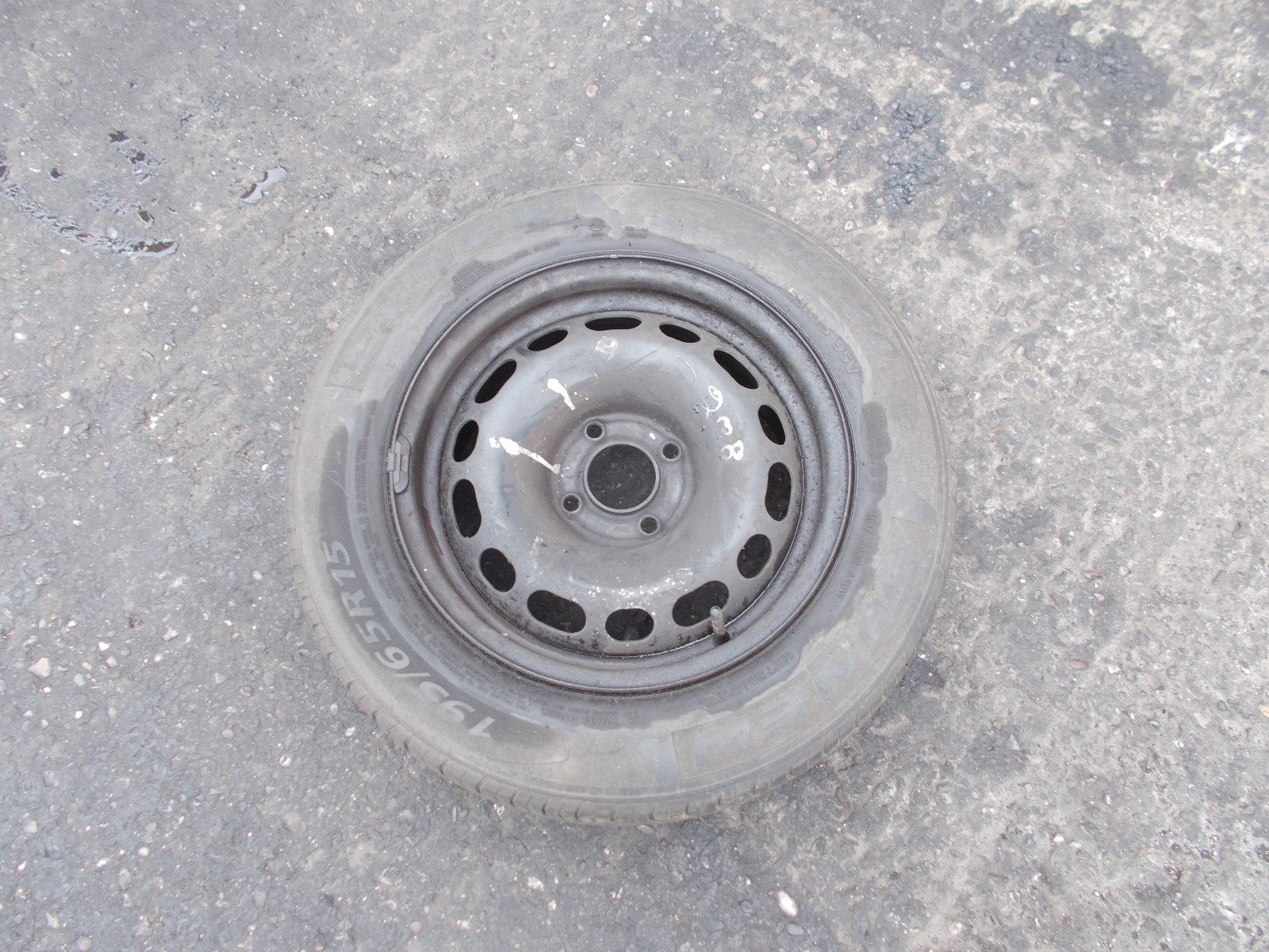 PEUGEOT 208 SUNEW 4 STUD 15 INCH STEEL WHEEL 195/65 R15