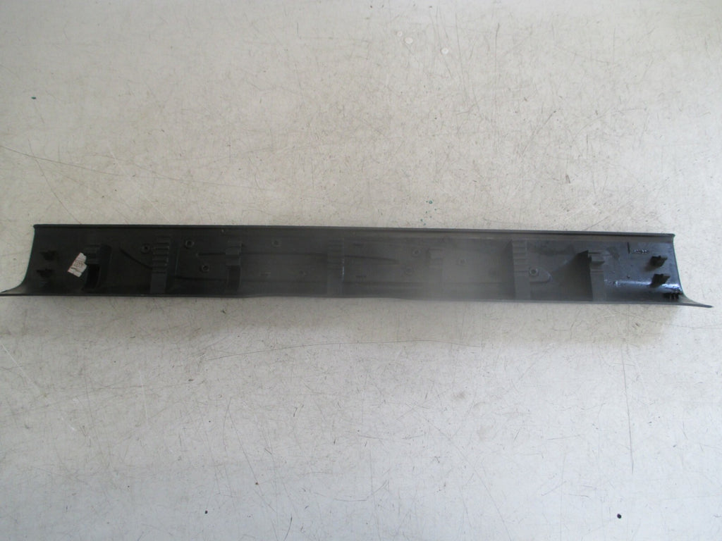 2015 CITROEN DS3 OSF DRIVER FRONT INTERIOR DOOR STEP TRIM PIECE 9686604177OR