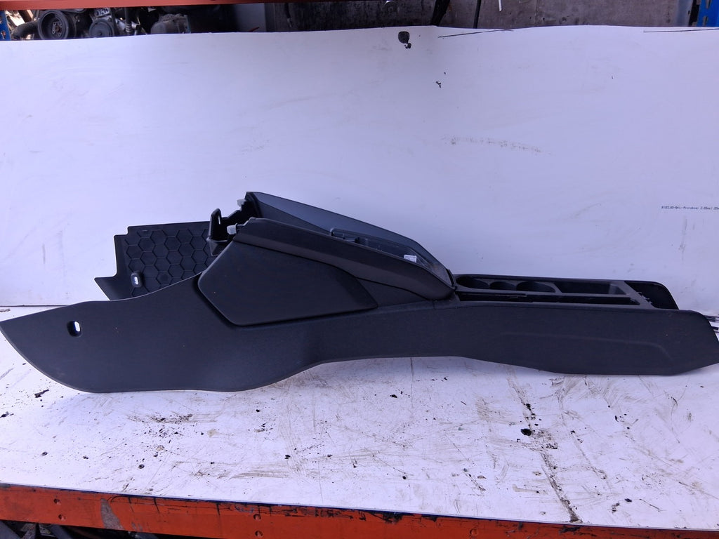 2024 AUDI A1 S LINE MK2 GB CENTER CONSOLE GEAR TRIM CUP HOLDER TRIM
